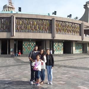 Meet your Posher, Yanira